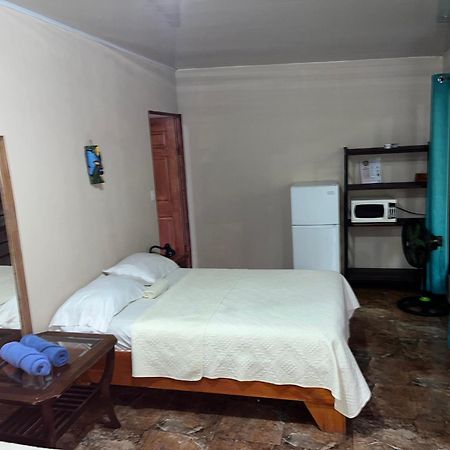 מנואל אנטוניו Casa Escondida Apartments מראה חיצוני תמונה