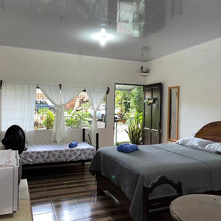 מנואל אנטוניו Casa Escondida Apartments מראה חיצוני תמונה