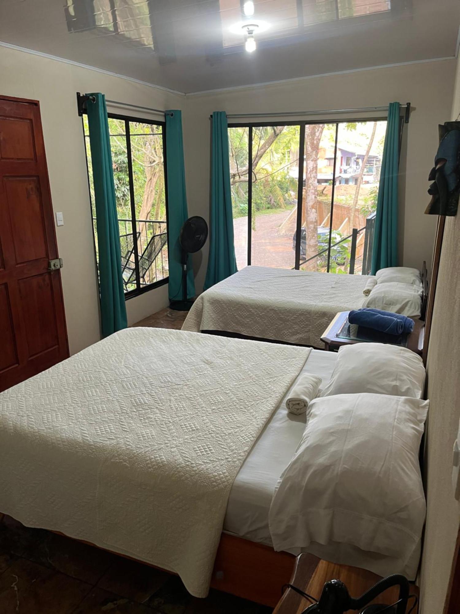 מנואל אנטוניו Casa Escondida Apartments מראה חיצוני תמונה