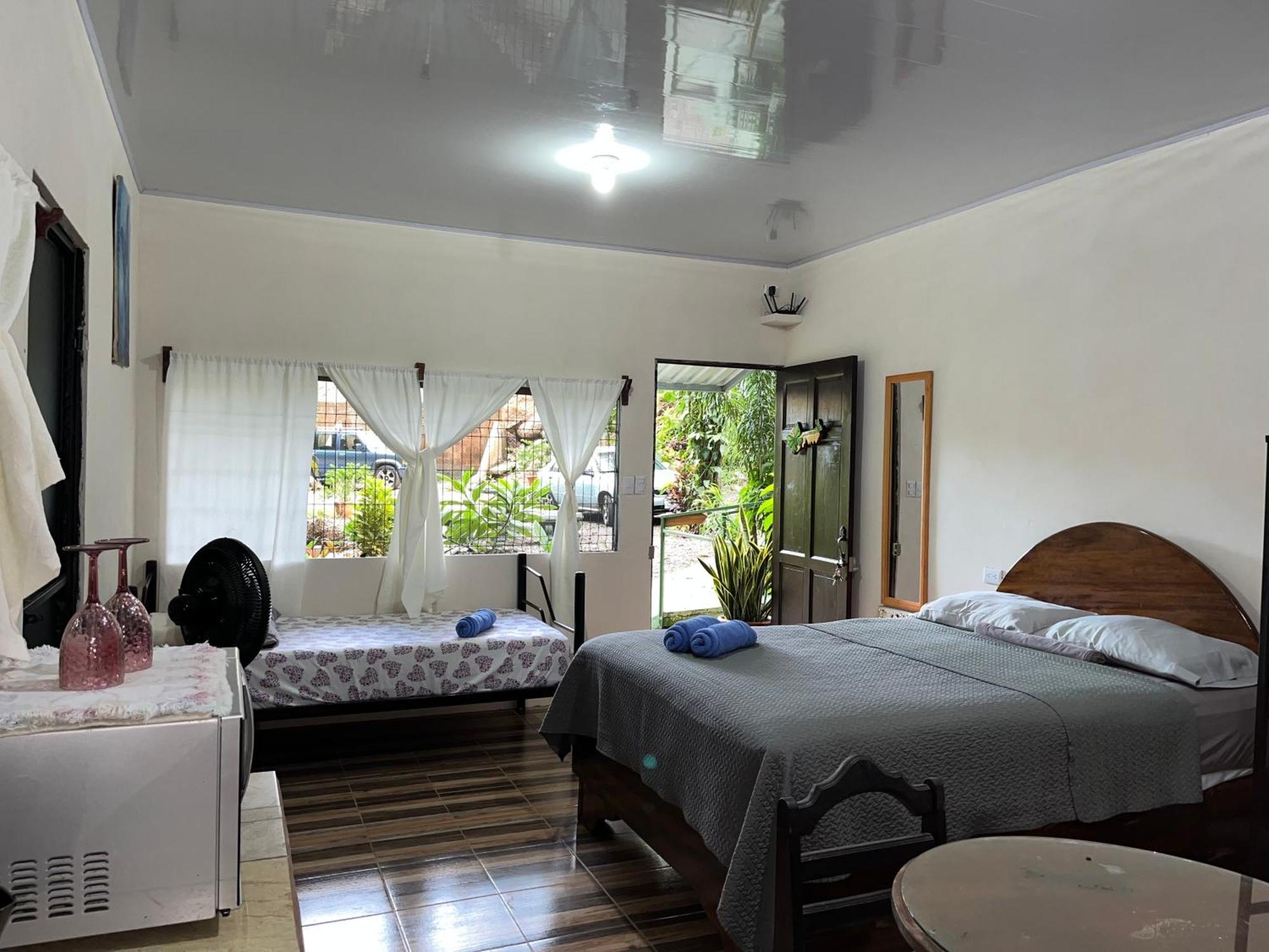 מנואל אנטוניו Casa Escondida Apartments מראה חיצוני תמונה